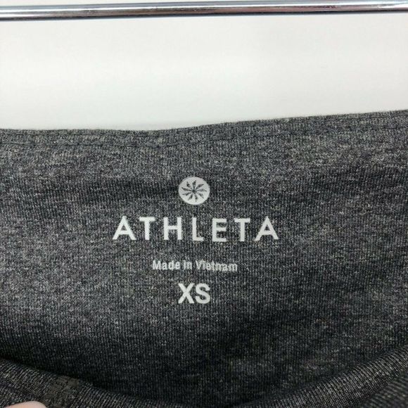 Athleta Splits Revelation Capri Stretch Athletic - Picture 4 of 8